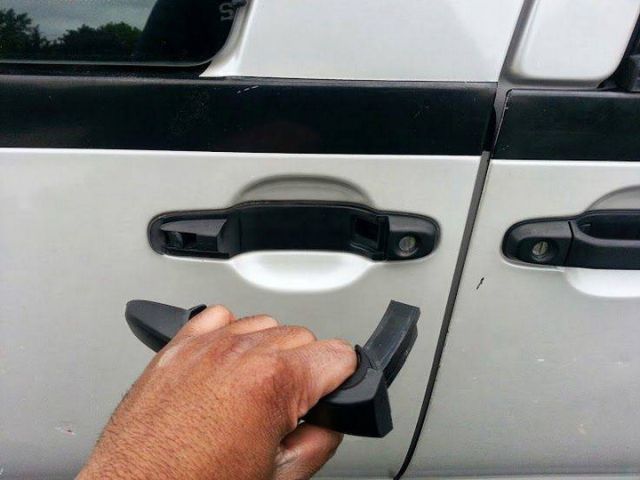 Unfortunate Situations (17 pics)