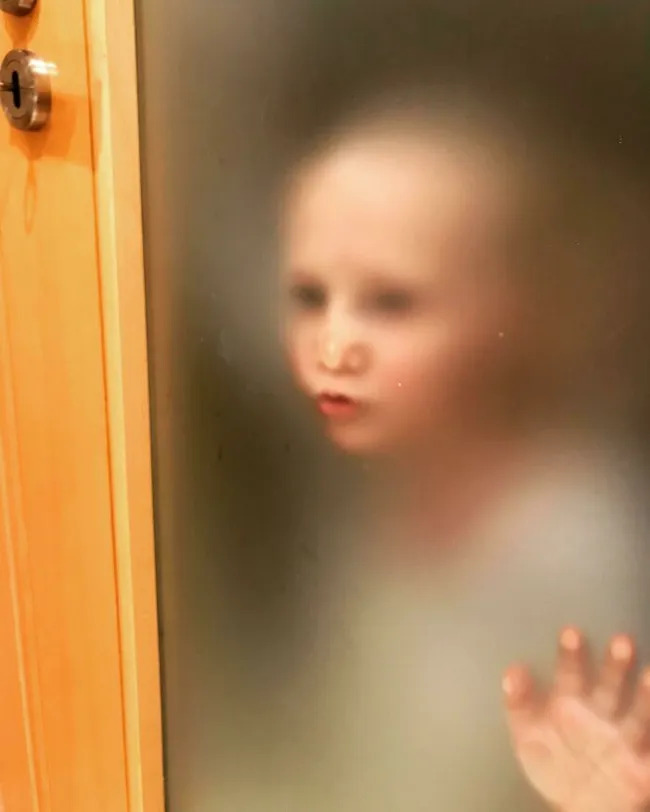 Creepy Photos (17 pics)