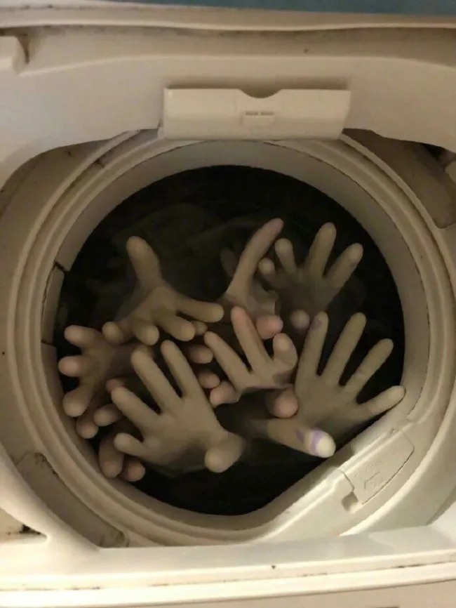 Creepy Photos (17 pics)