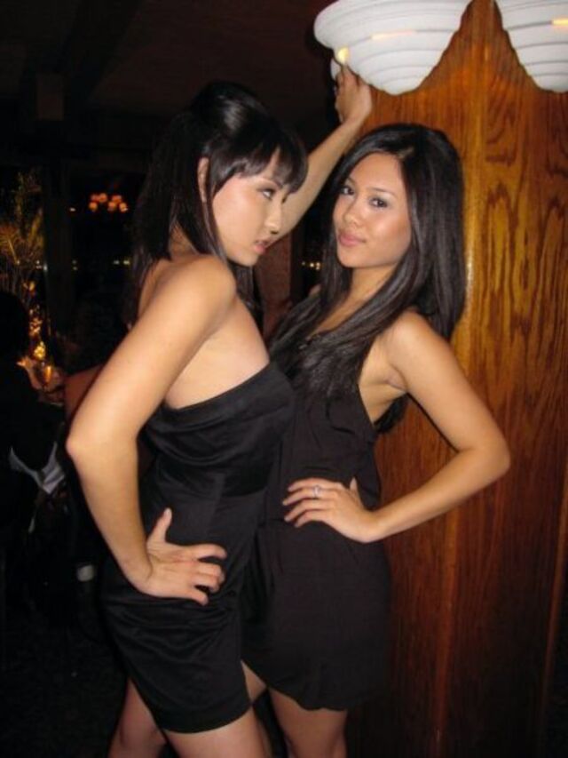 Asian Girls (21 pics) Asian Girls (21 pics)