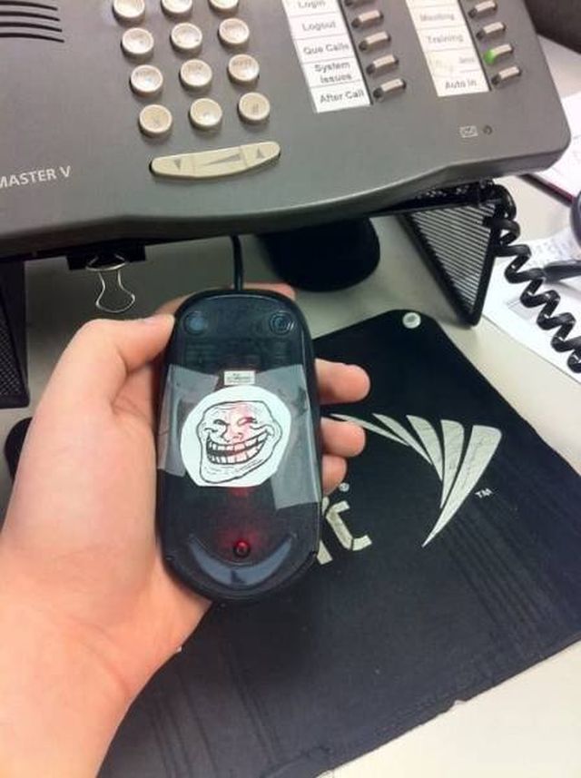 Funny Pranks At Work (28 pics)